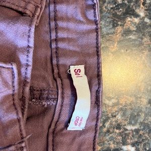 SO mid-rise cropped pants